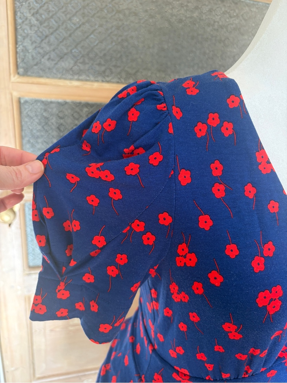 Boden Navy Floral stretchy Maxi Dress with puff sleeves 6R excellent! - Picture 5 of 11